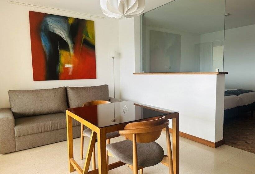 コンフォートワンルーム, Vila Luz