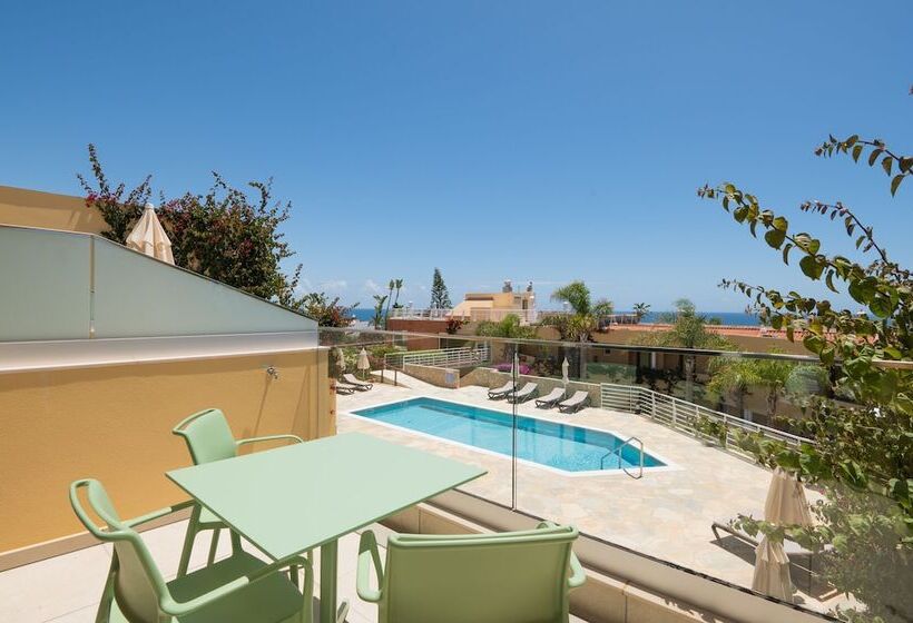 オーシャンビューのスーペリアー１ベッドルームアパートメント, Vila Luz