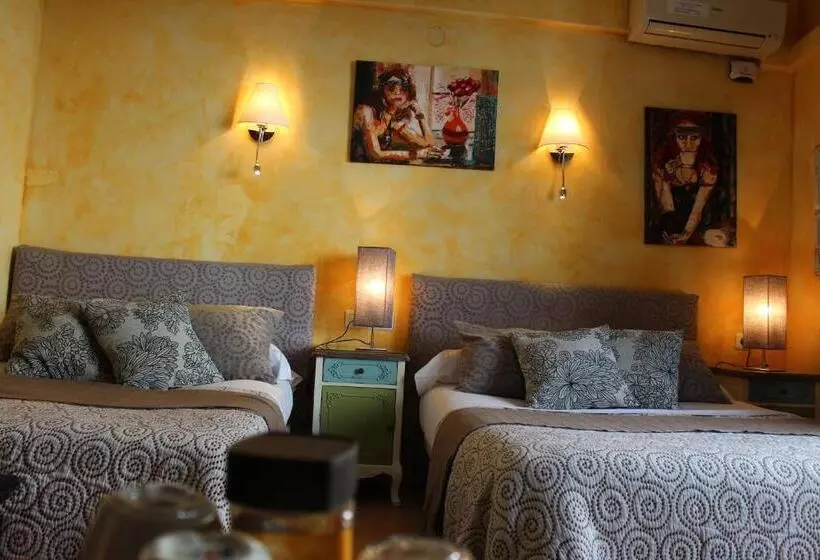 اتاق استاندارد سه نفره, Hostal Don Peque Adult Recommended