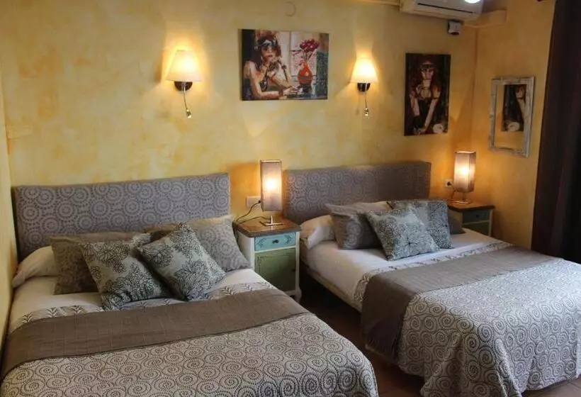 اتاق استاندارد سه نفره, Hostal Don Peque Adult Recommended