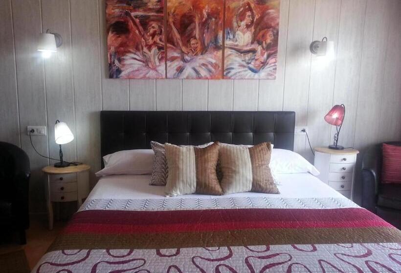 חדר סופריור נוף לים, Hostal Don Peque Adult Recommended