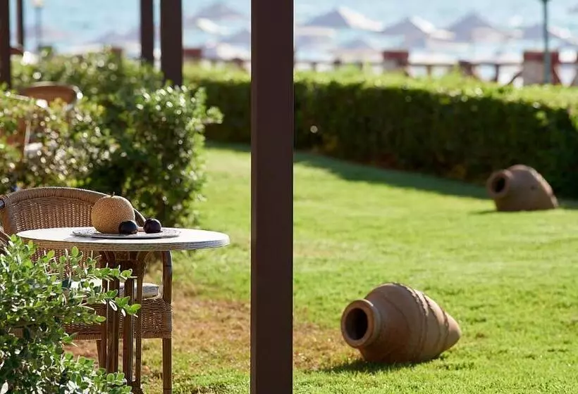 بانگلوی استاندارد با چشمانداز دریا, Aldemar Olympian Village