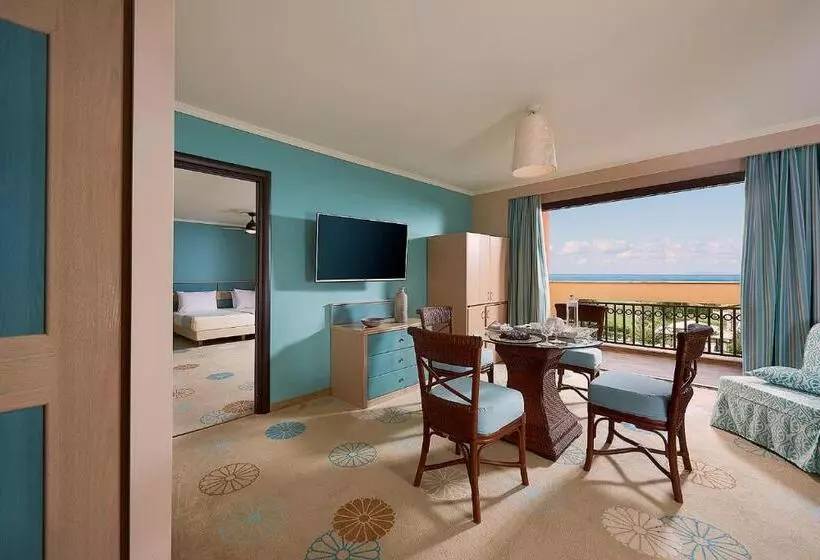 آپارتمان 2 خوابه, Aldemar Olympian Village