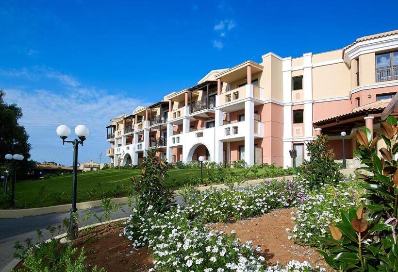 חדר משפחתי, Aldemar Olympian Village