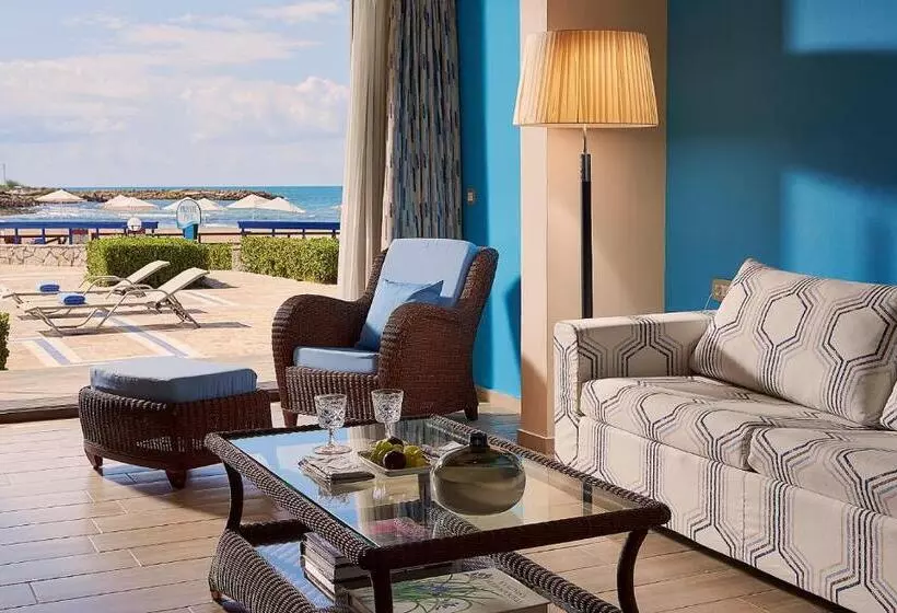 سوییت با چشمانداز دریا, Aldemar Olympian Village