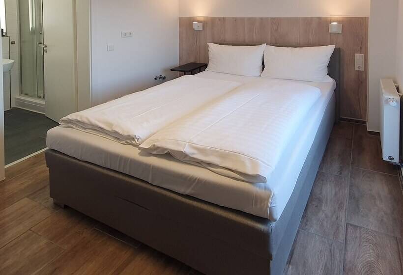 スタンダードルーム, Rheinmetropole