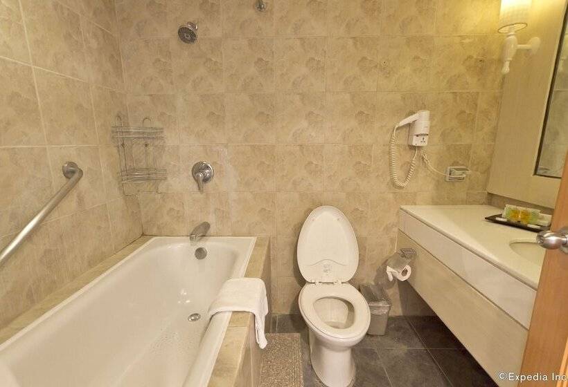 سوئیت مدیریتی 2 خوابه, Crown Regency Hotel And Towers