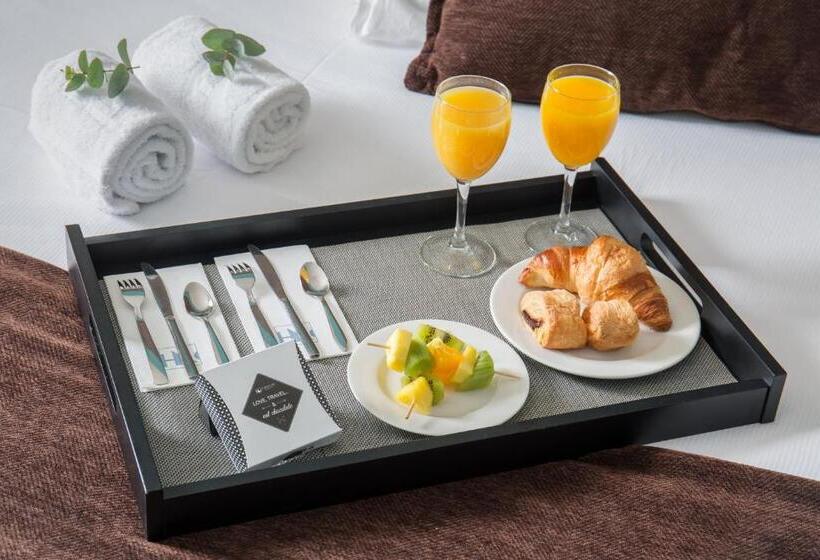 Номер Стандарт, Eurostars Rey Fernando