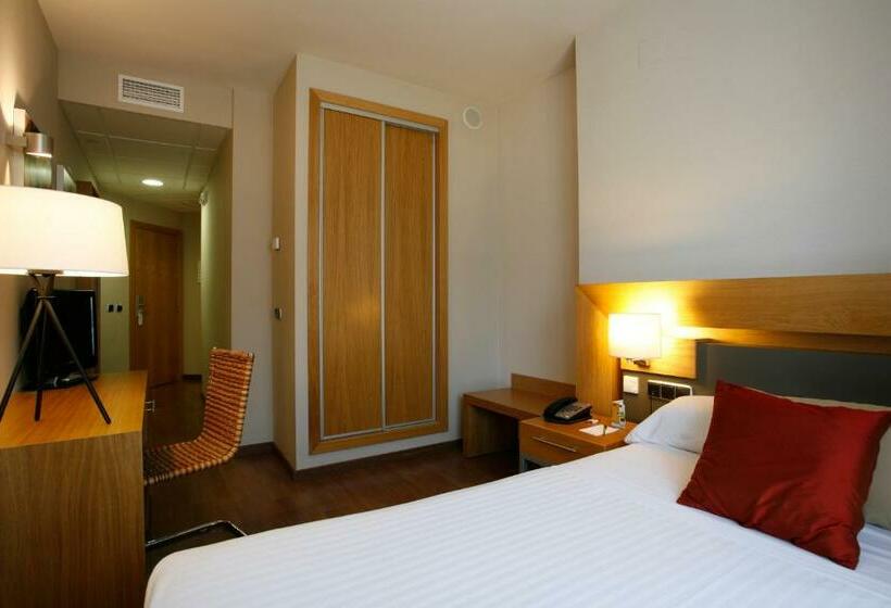 اتاق استاندارد یک نفره, Guadalmedina