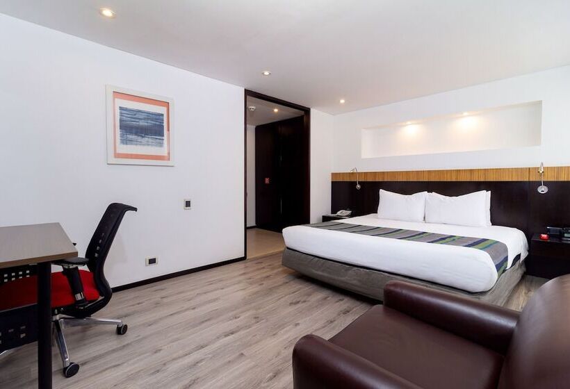 Номер Superior с Террасой, Madisson Inn Luxury By Geh Suites