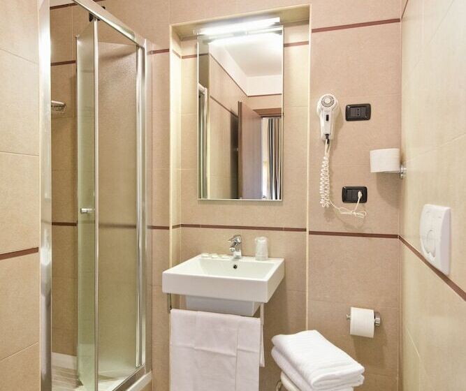 اتاق خانوادگی, Marco Polo Rome