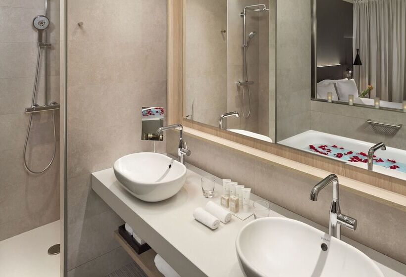 סוויטת ג'וניור, Melia Barcelona Sky 4 Sup