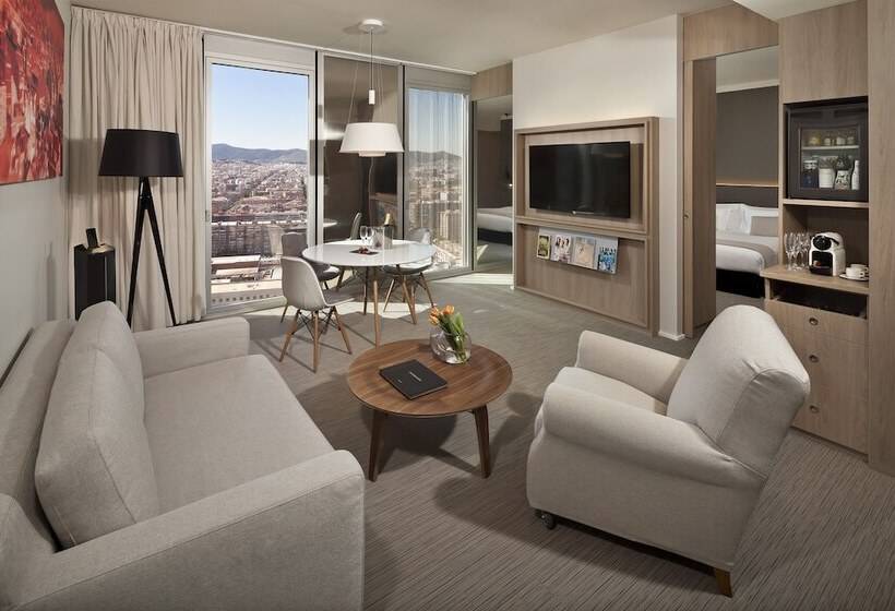 Полулюкс, Melia Barcelona Sky 4 Sup