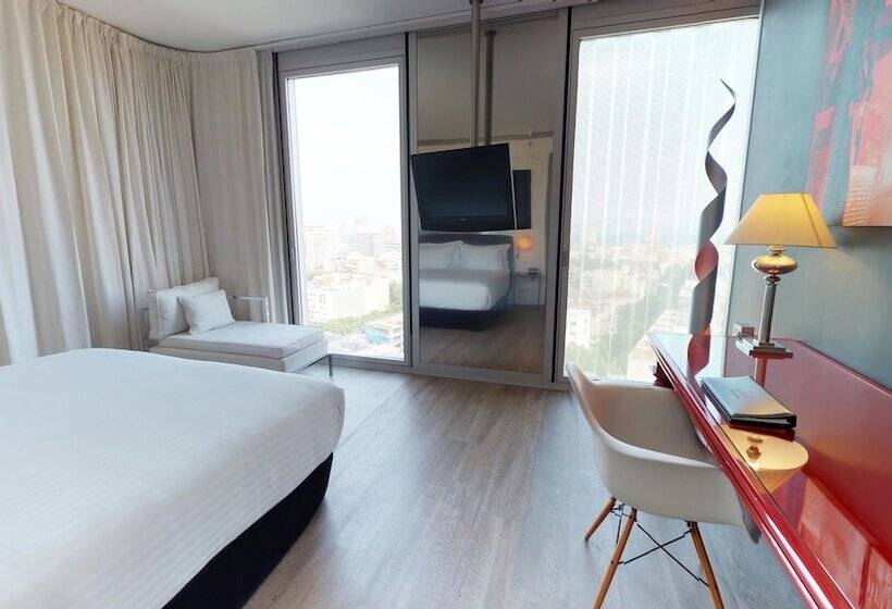 Habitación Premium Vista al Mar., Melia Barcelona Sky 4 Sup