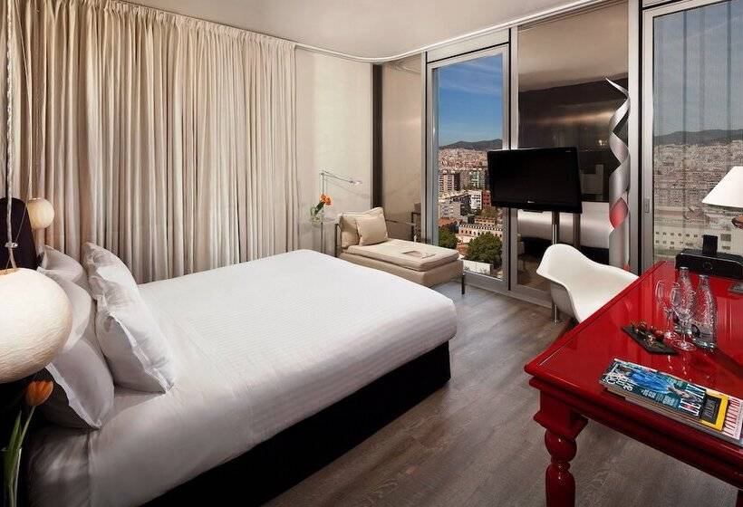 Family Connecting Room, Melia Barcelona Sky 4 Sup