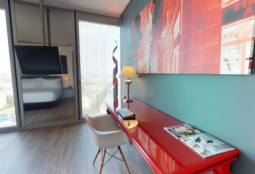 חדר משפחתי נוף לים, Melia Barcelona Sky 4 Sup