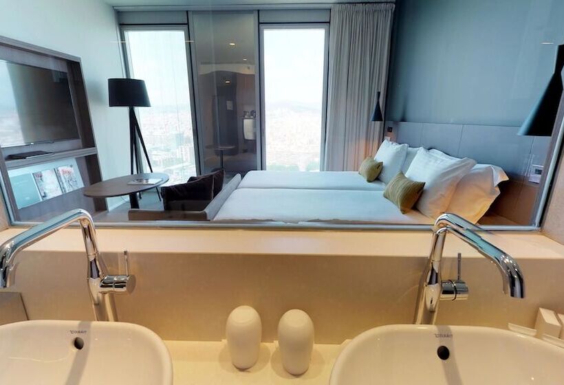 חדר משפחתי, Melia Barcelona Sky 4 Sup