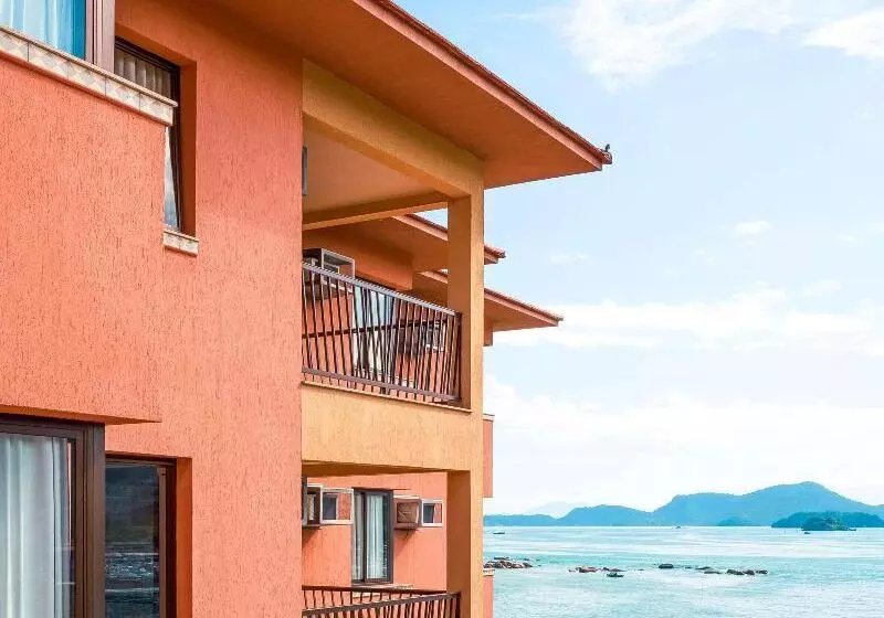 سوییت اجرایی, Nacional Inn Angra Dos Reis