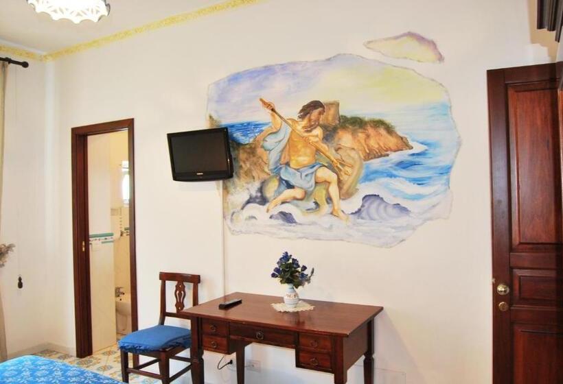 חדר סטנדרט לשלושה, Nido Degli Dei