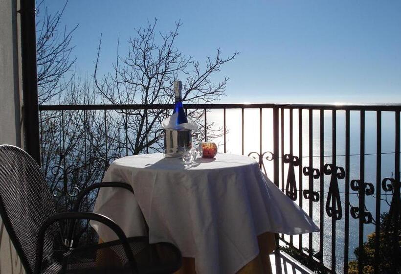 חדר דלוקס עם מרפסת נוף לים, Nido Degli Dei