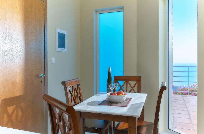 דירת חדר, Nymphes Luxury Apartments