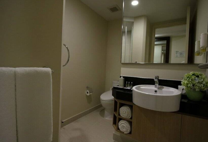 Апартаменты Premium 2 Спальни, Somerset Ho Chi Minh City