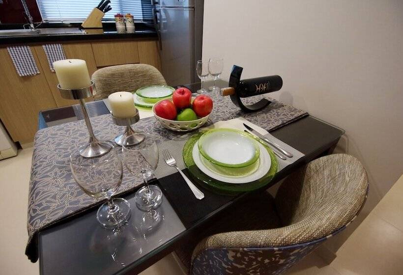 Апартаменты Premium 2 Спальни, Somerset Ho Chi Minh City