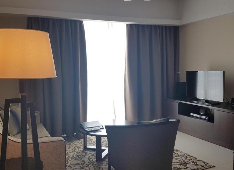 Апартаменты 2 Спальни, Somerset Ho Chi Minh City