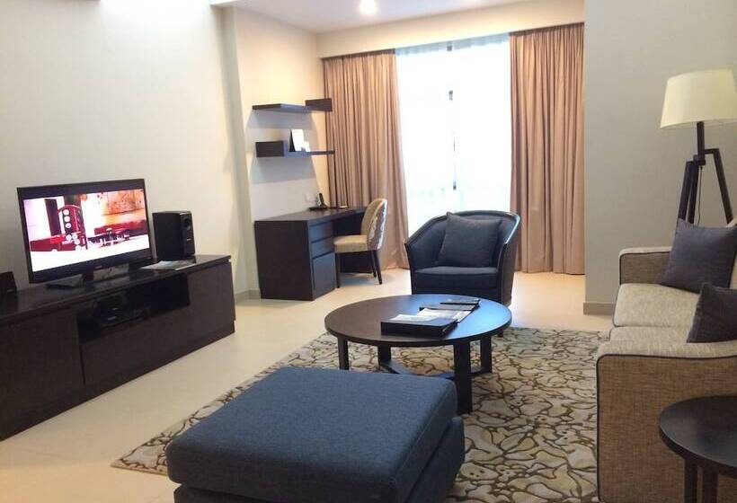 Апартаменты Premium 2 Спальни, Somerset Ho Chi Minh City