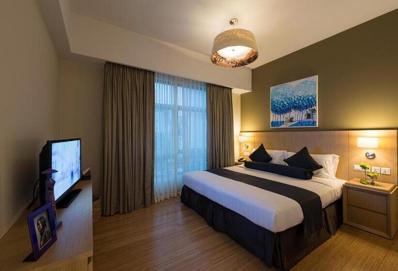 Апартаменты Ejecutiva 3 Спальни, Somerset Ho Chi Minh City