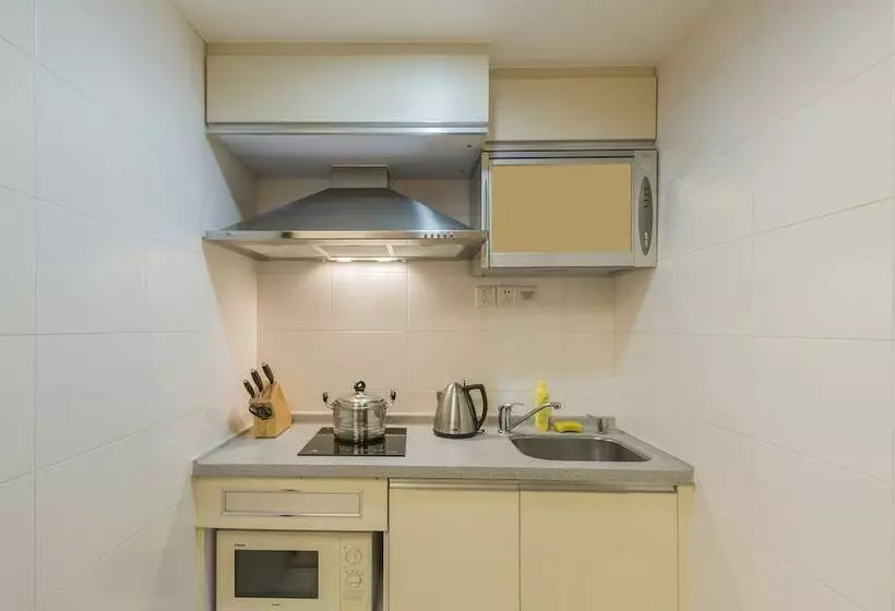 エクゼクティブワンルーム, Springdale Serviced Residence