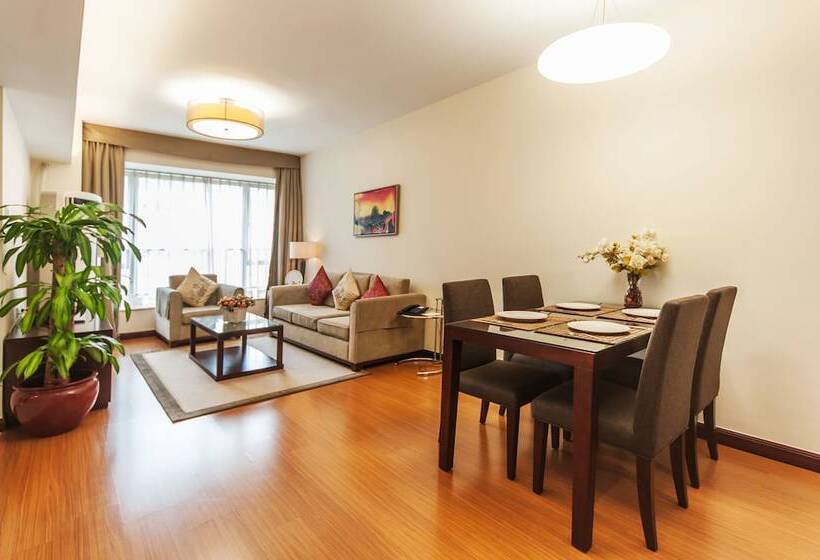 Апартаменты Deluxe 3 Спальни, Springdale Serviced Residence