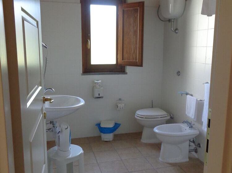 חדר סופריור, Su Baione