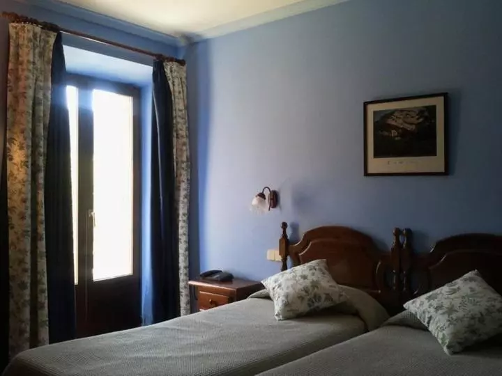 スタンダードルーム, Hostal De La Rovira