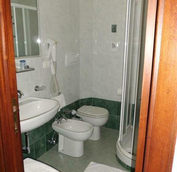 Номер Стандарт, 5 Terre