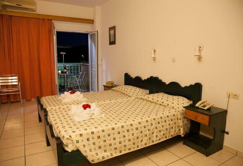 스탠다드 룸, Athinoula