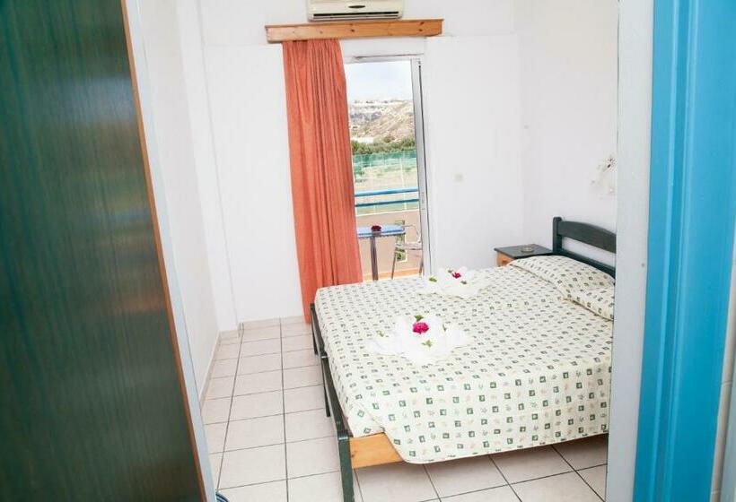 스탠다드 룸, Athinoula