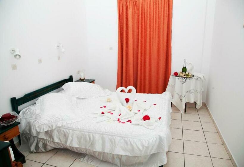 스탠다드 룸, Athinoula