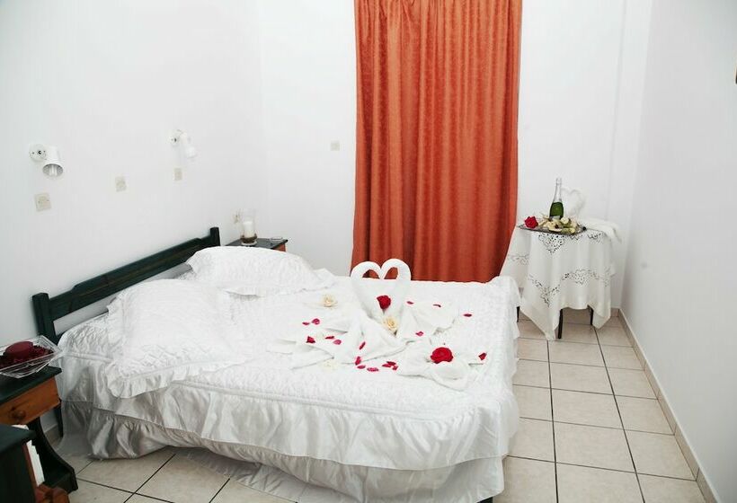 스탠다드 룸, Athinoula