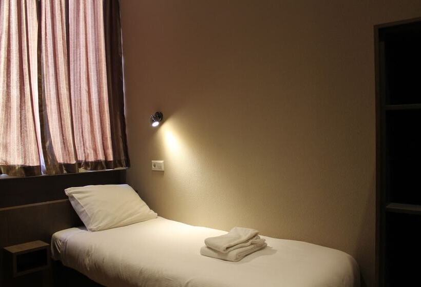 اتاق استاندارد یک نفره, Blossoms City