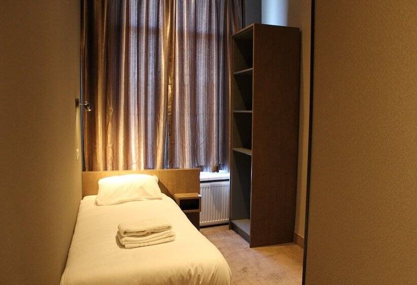 اتاق راحتی سه تخته, Blossoms City