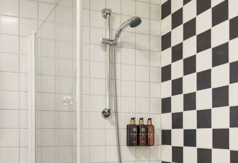 Номер Стандарт, Clarion Hotel örebro