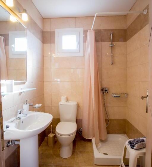 Quarto Triplo Standart, Gouvia