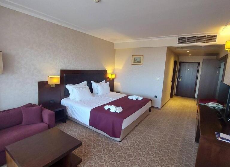 Номер Deluxe, Hissar Spa