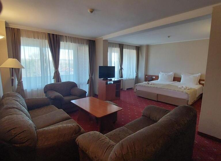 Студио Стандарт с Балконом, Hissar Spa