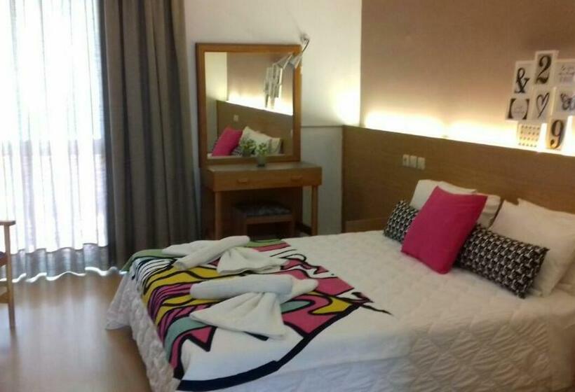 غرفة قياسية, Margarita