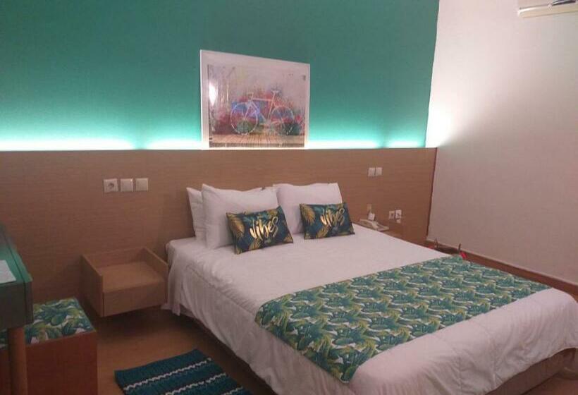 غرفة قياسية, Margarita