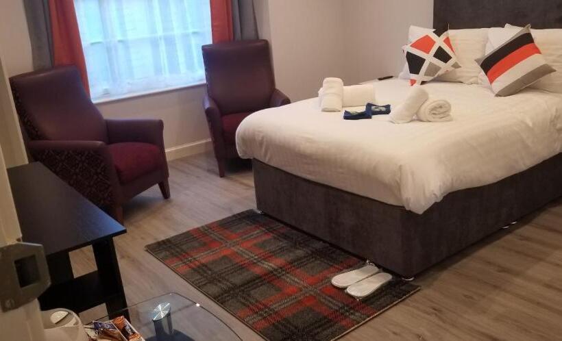 スタンダードルーム, Mayfield Suites