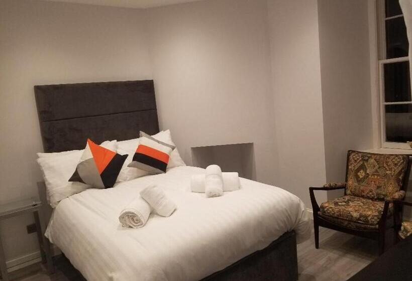 スタンダードルーム, Mayfield Suites