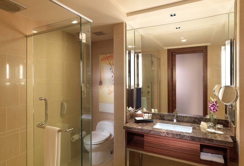 豪华房间, One World